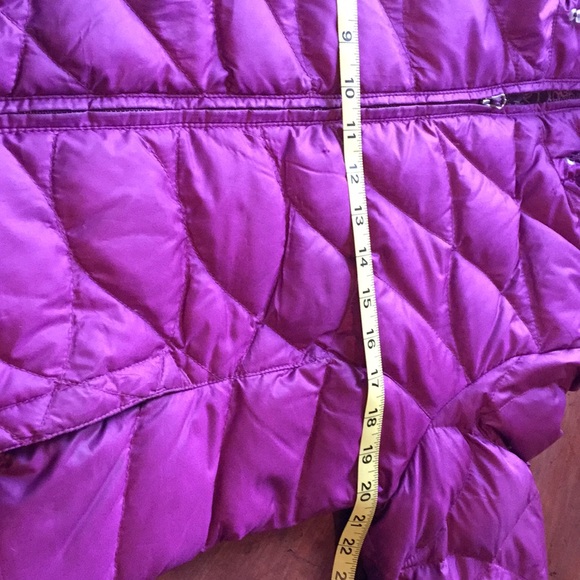 LL Bean Puffy Jacket - Picture 10 of 16